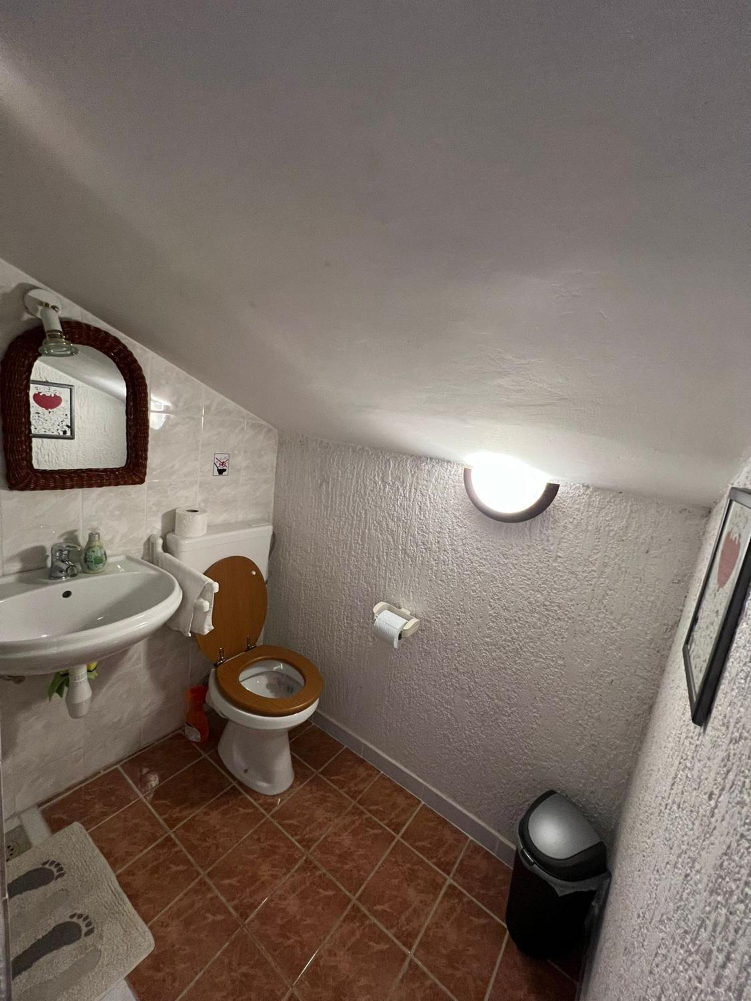 Apartments Dora And Tonka Krk 포라트 외부 사진