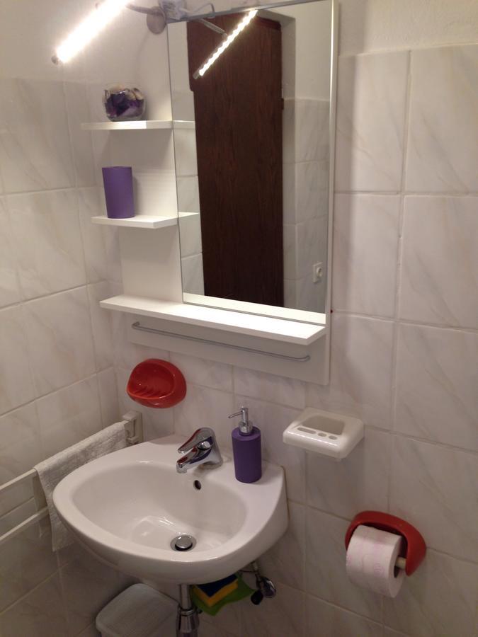 Apartments Dora And Tonka Krk 포라트 외부 사진